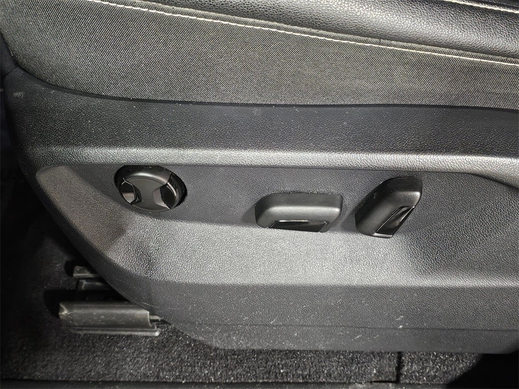 2020 Volkswagen Atlas Cross Sport 2.0T SE 4Motion