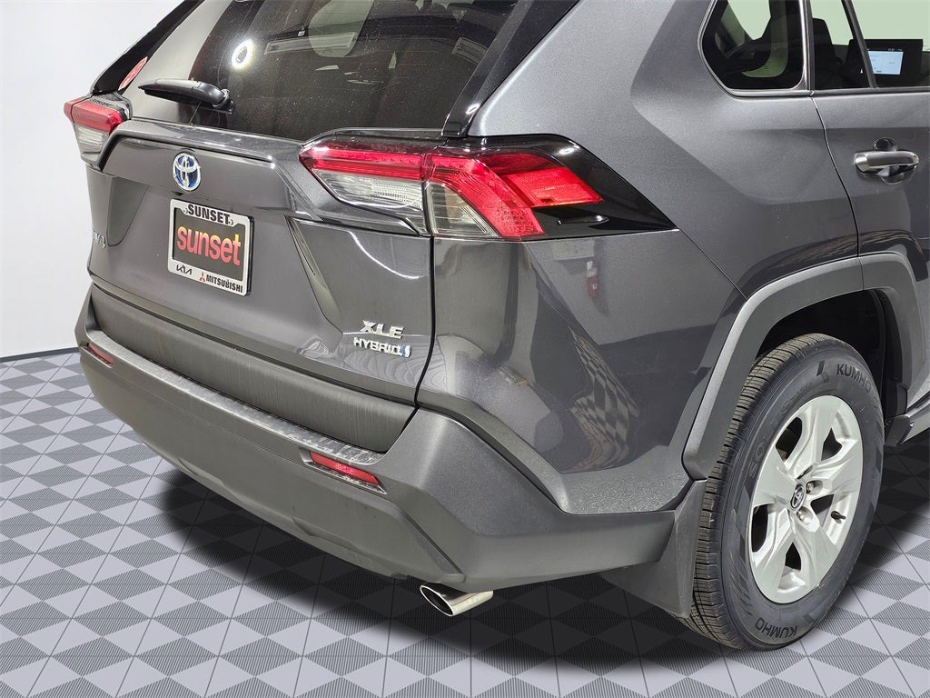 2020 Toyota RAV4 Hybrid XLE