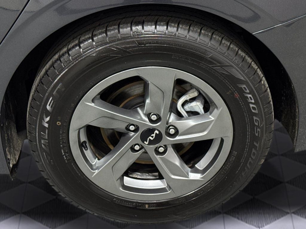 2022 Kia K5 LXS