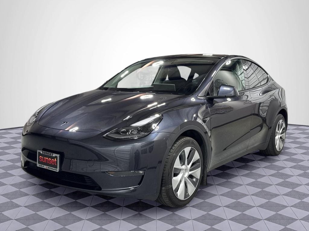 2024 Tesla Model Y Long Range
