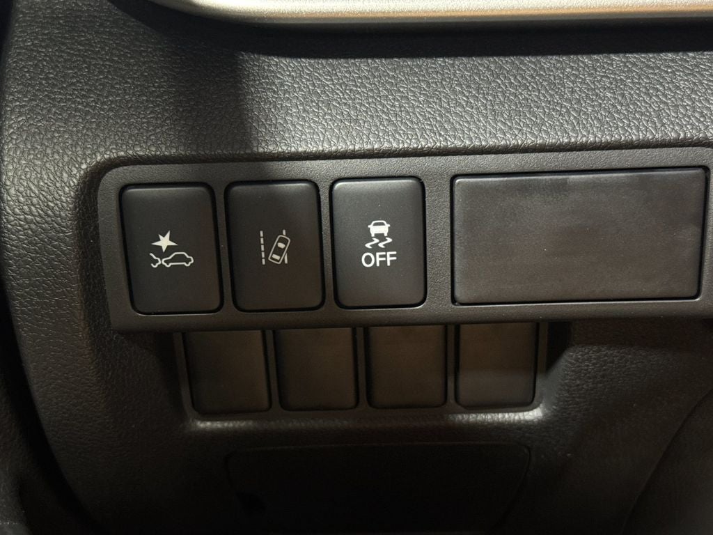 2026 Mitsubishi Eclipse Cross ES