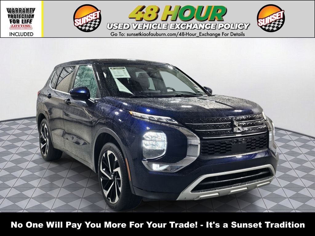 2022 Mitsubishi Outlander Black Edition