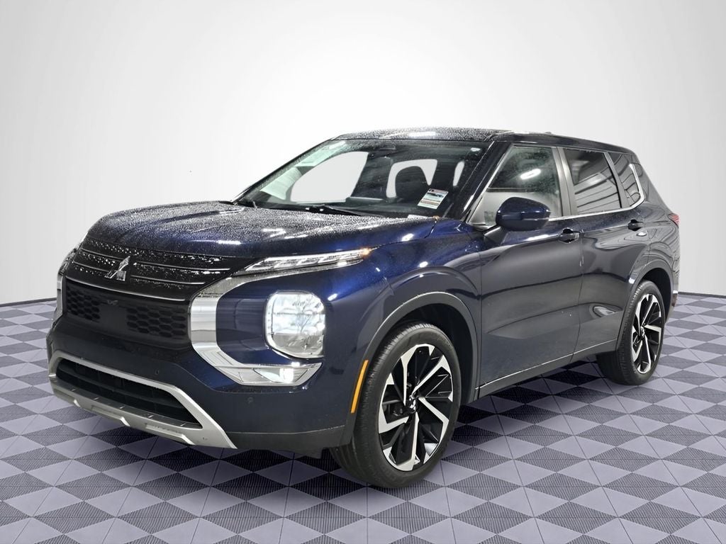 2022 Mitsubishi Outlander Black Edition