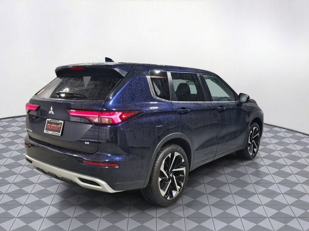 2022 Mitsubishi Outlander Black Edition