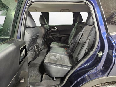 2022 Mitsubishi Outlander Black Edition