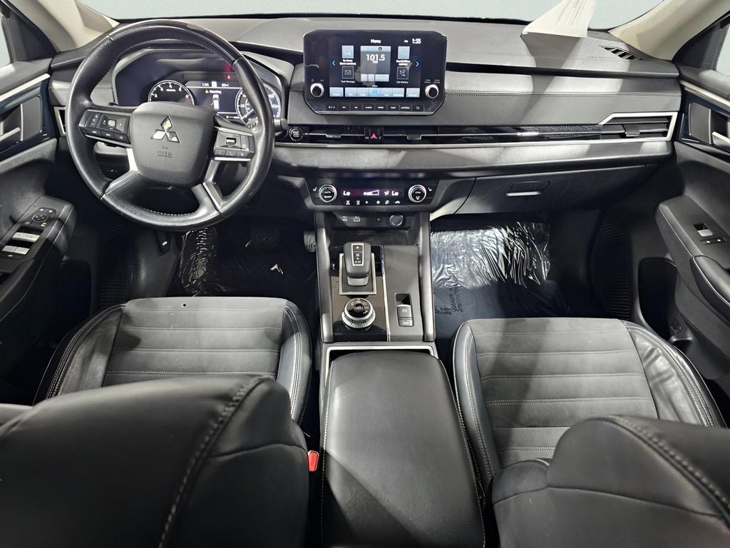 2022 Mitsubishi Outlander Black Edition