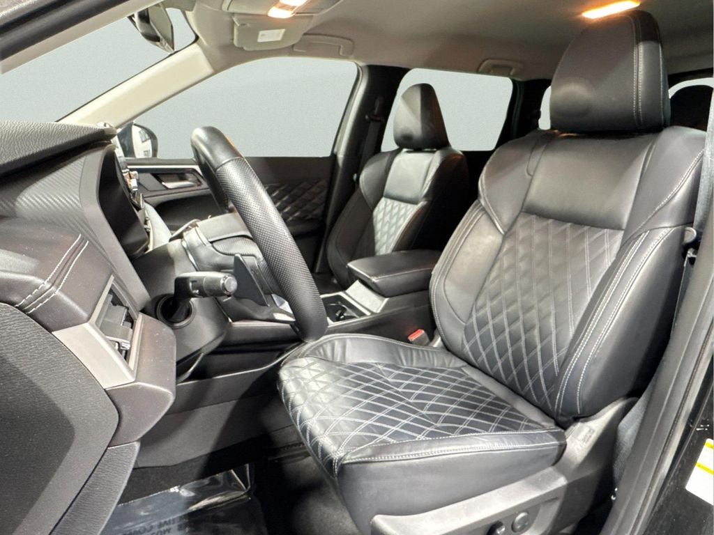 2022 Mitsubishi Outlander SEL