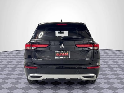2022 Mitsubishi Outlander SEL