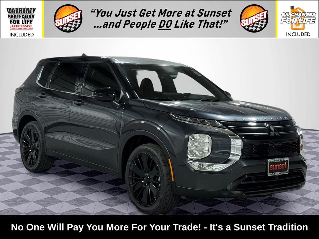 2026 Mitsubishi Outlander LE