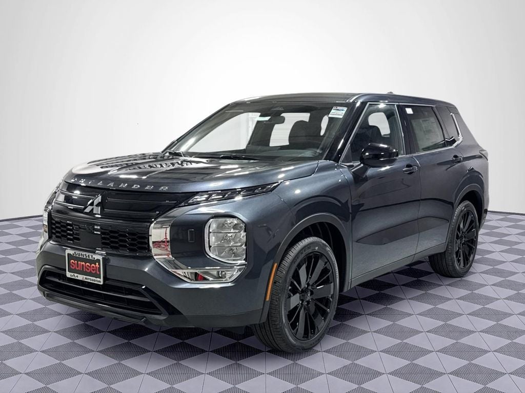 2026 Mitsubishi Outlander LE