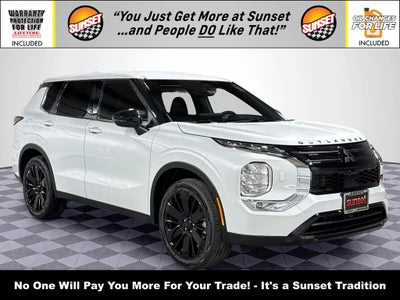 2026 Mitsubishi Outlander SE