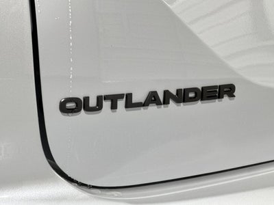 2026 Mitsubishi Outlander SE