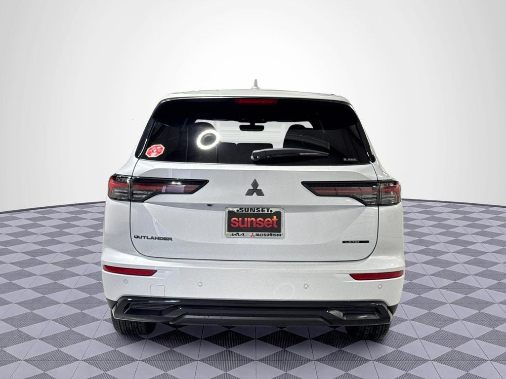 2026 Mitsubishi Outlander SE