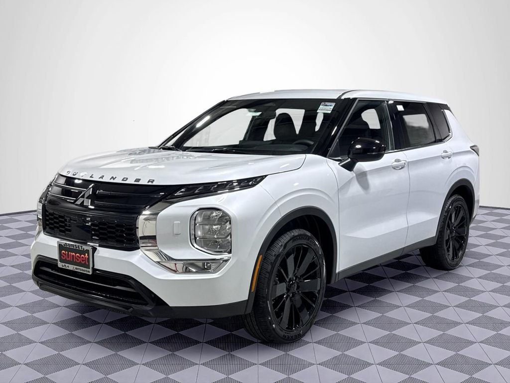 2026 Mitsubishi Outlander SE