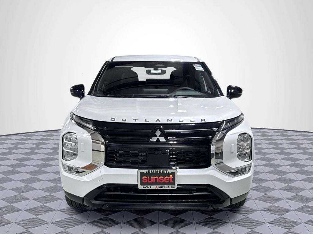 2026 Mitsubishi Outlander SE