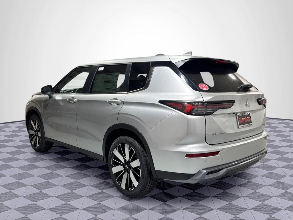 2026 Mitsubishi Outlander SE