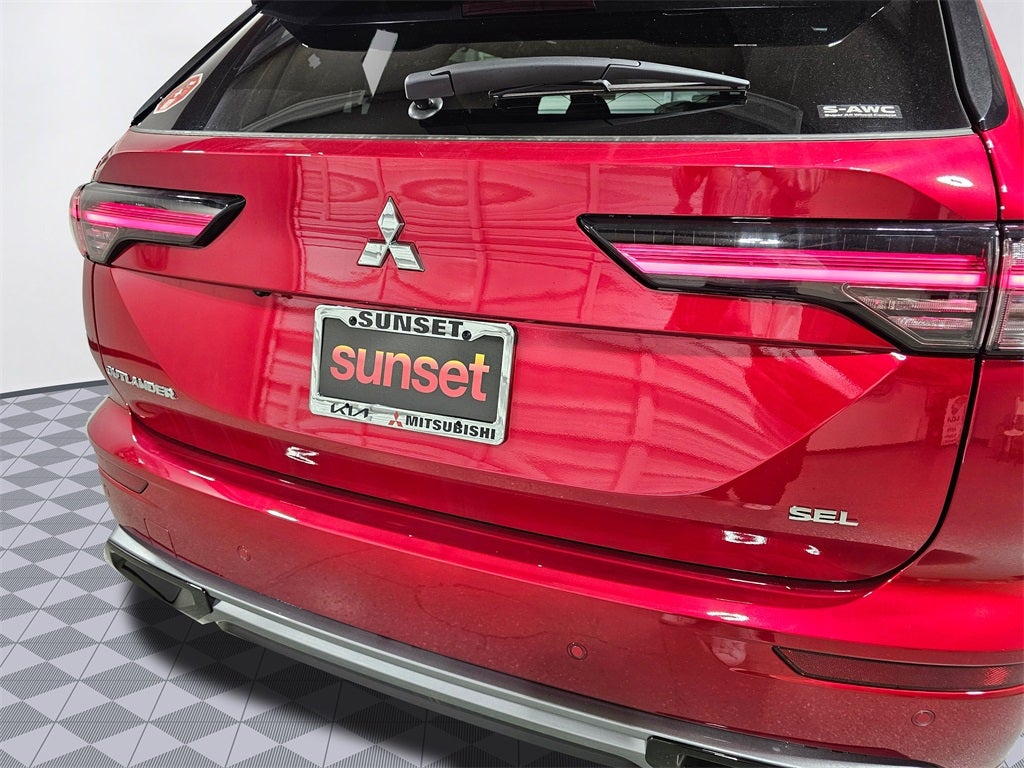 2025 Mitsubishi Outlander SEL
