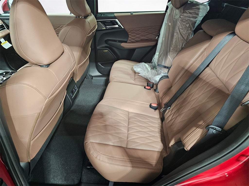 2025 Mitsubishi Outlander SEL