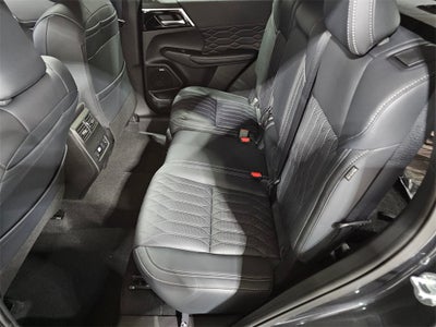 2025 Mitsubishi Outlander SEL