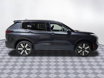 2025 Mitsubishi Outlander SEL