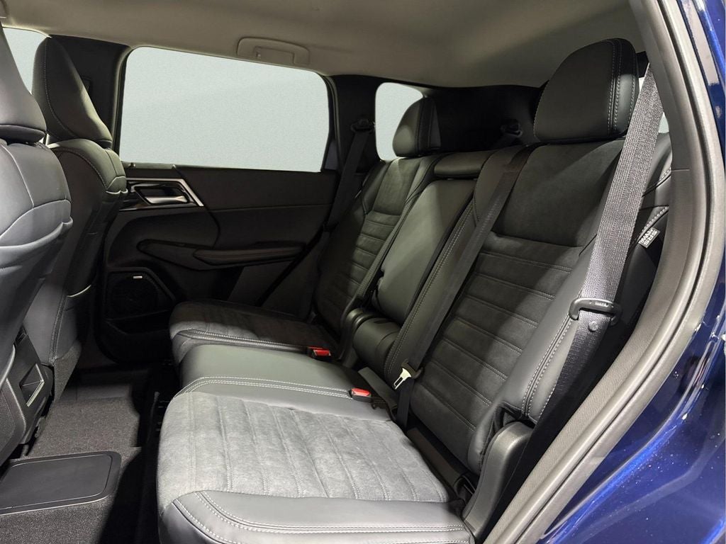 2026 Mitsubishi Outlander PHEV SE