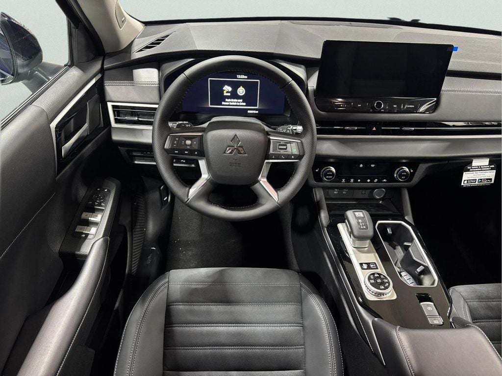 2026 Mitsubishi Outlander PHEV SE