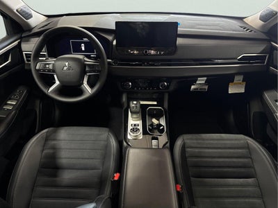 2026 Mitsubishi Outlander PHEV SE