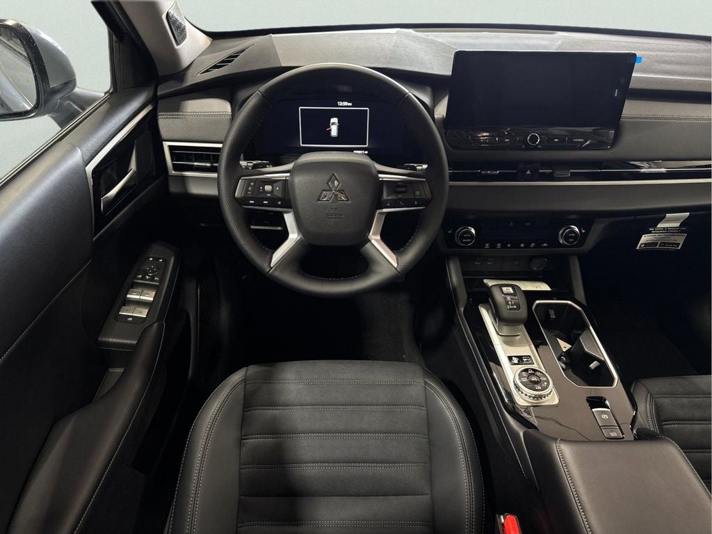 2026 Mitsubishi Outlander PHEV SE