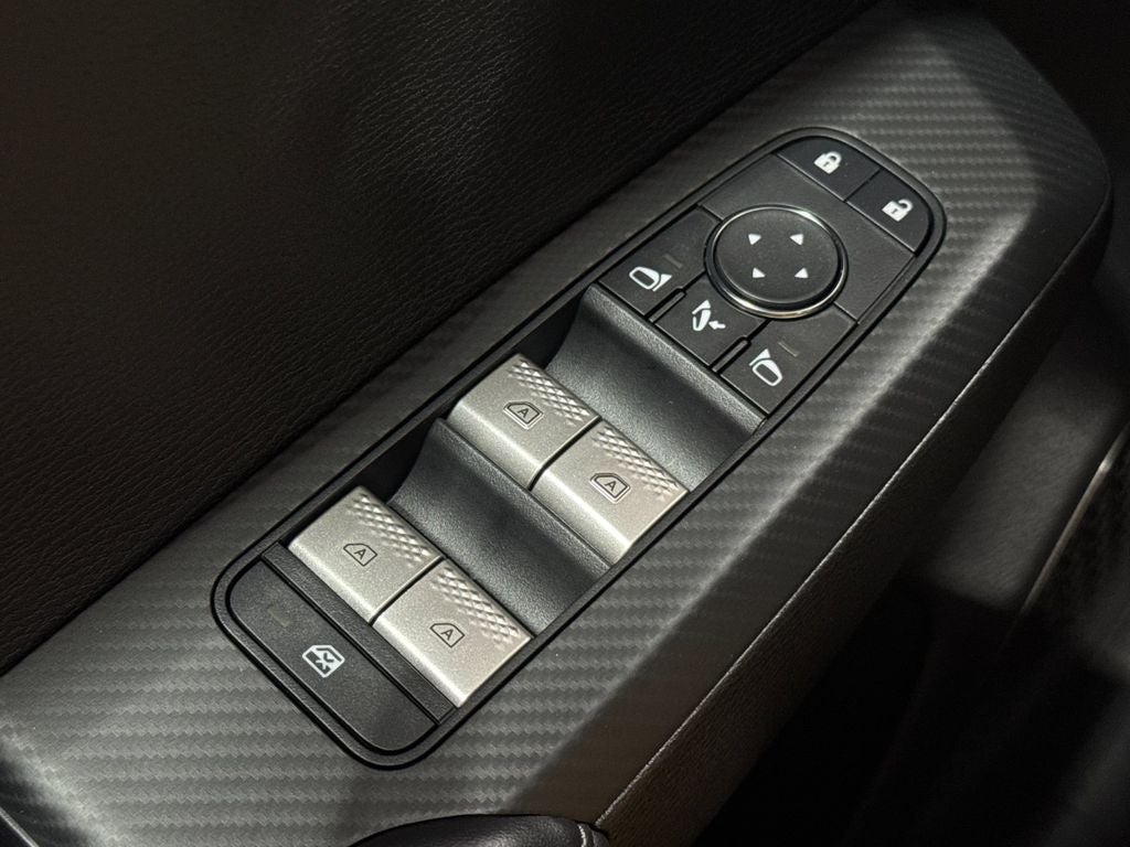 2026 Mitsubishi Outlander PHEV SE