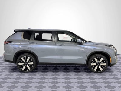 2026 Mitsubishi Outlander PHEV SE