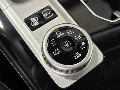 2026 Mitsubishi Outlander PHEV SE