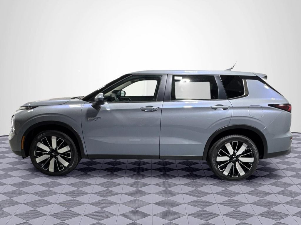 2026 Mitsubishi Outlander PHEV SE