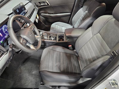 2025 Mitsubishi Outlander PHEV SE