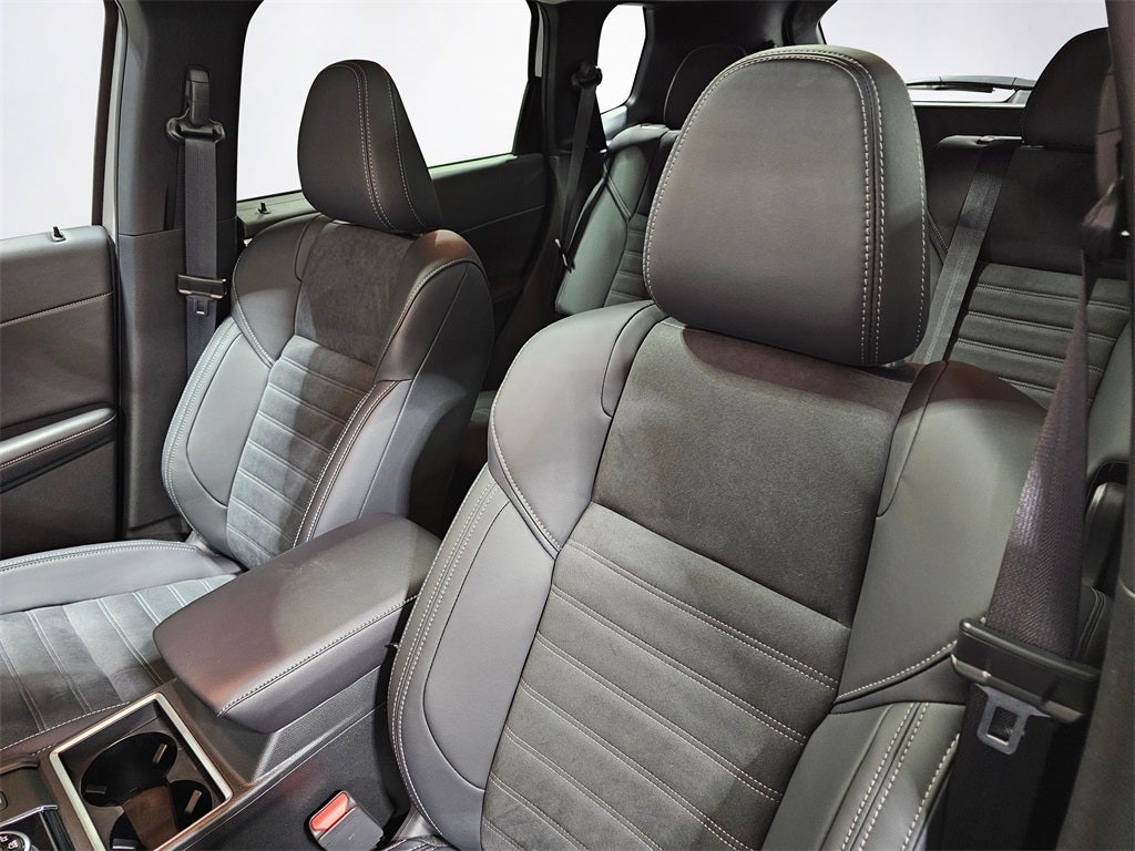 2025 Mitsubishi Outlander PHEV SE