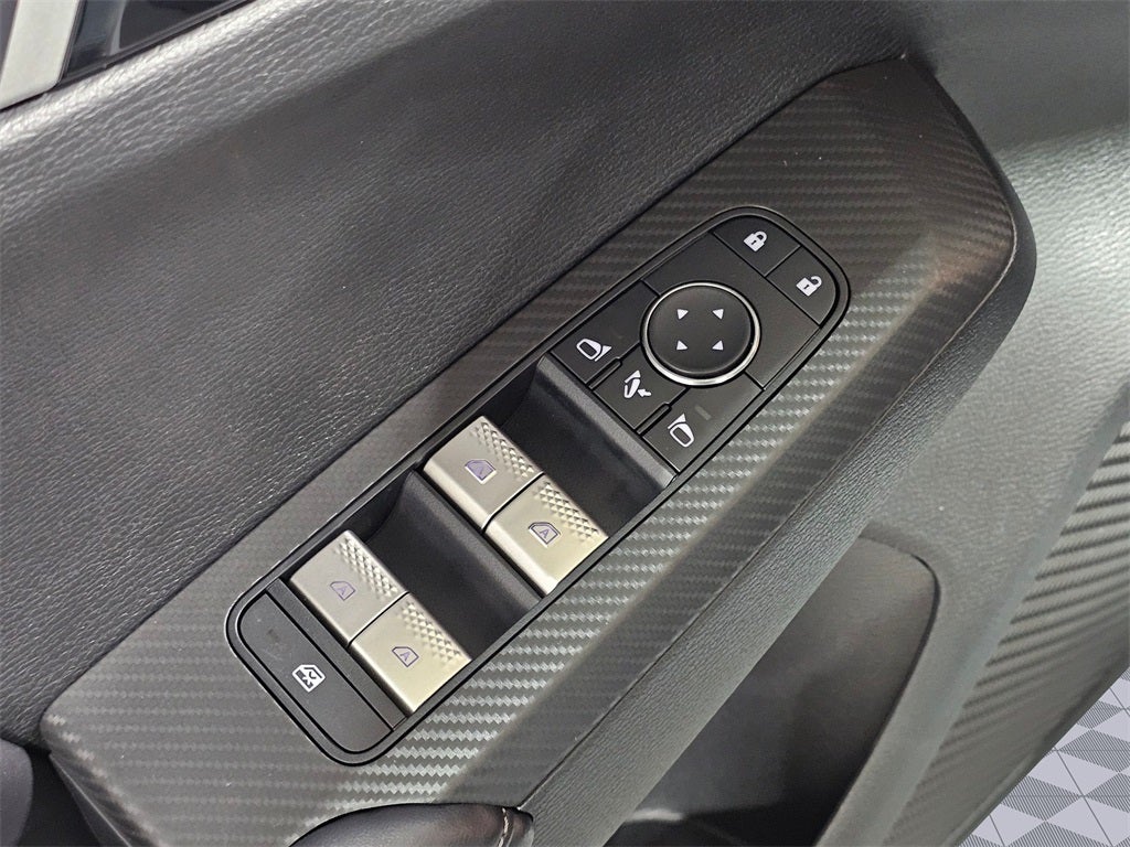 2025 Mitsubishi Outlander PHEV SE