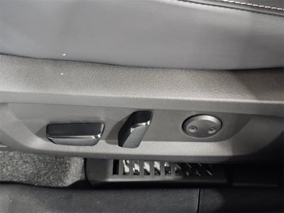 2025 Mitsubishi Outlander PHEV SE