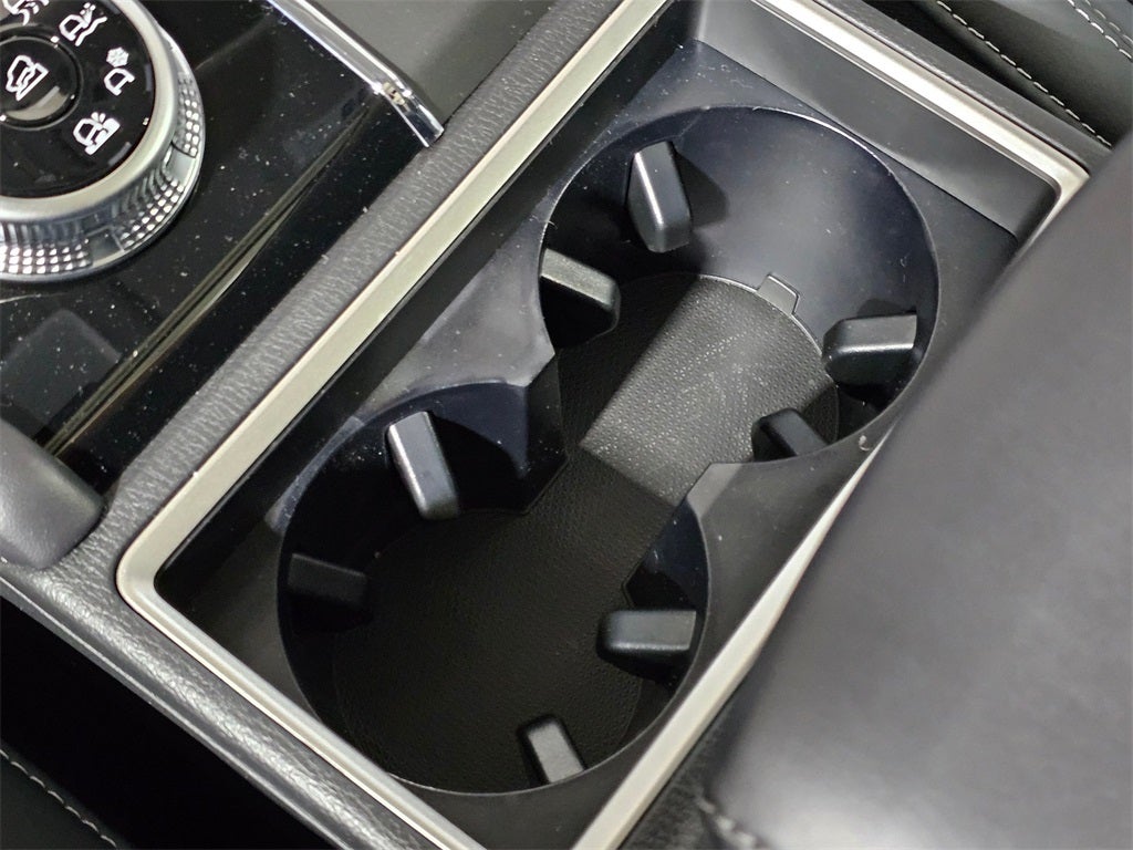 2025 Mitsubishi Outlander PHEV SE