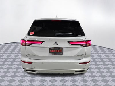 2025 Mitsubishi Outlander PHEV SE