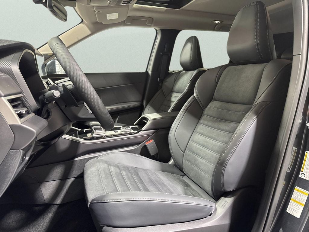 2026 Mitsubishi Outlander PHEV SE