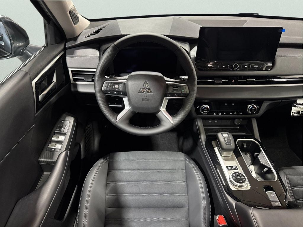 2026 Mitsubishi Outlander PHEV SE