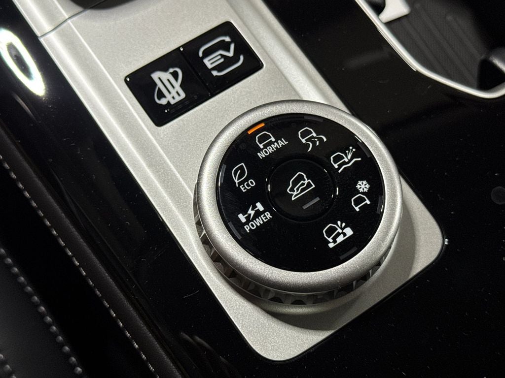 2026 Mitsubishi Outlander PHEV SE