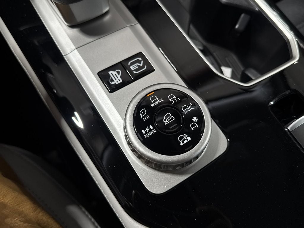 2026 Mitsubishi Outlander PHEV SE