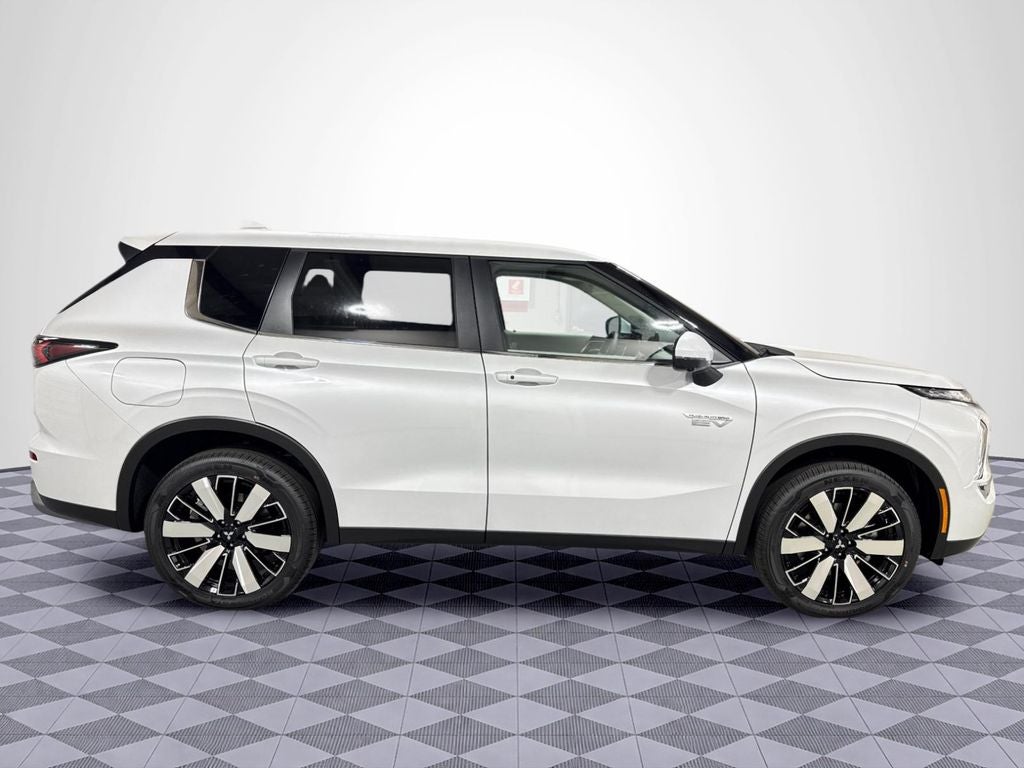 2026 Mitsubishi Outlander PHEV SE
