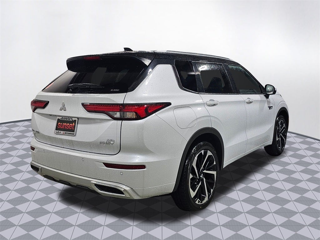 2025 Mitsubishi Outlander PHEV SEL