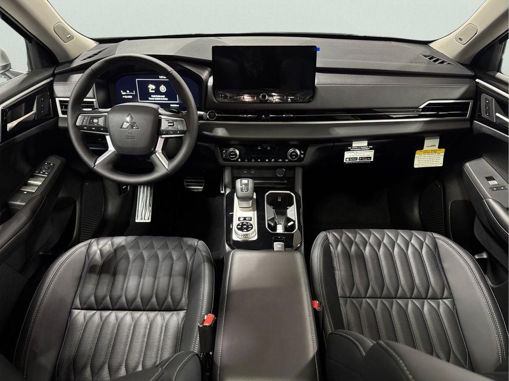 2026 Mitsubishi Outlander PHEV SEL