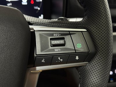 2026 Mitsubishi Outlander PHEV SEL