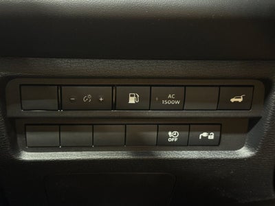 2026 Mitsubishi Outlander PHEV SEL
