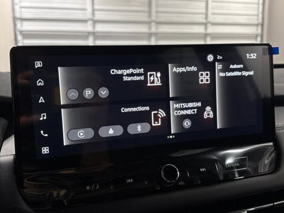 2026 Mitsubishi Outlander PHEV SEL