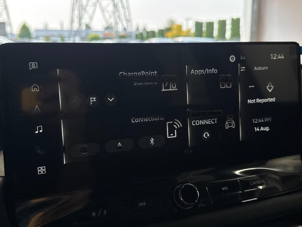 2026 Mitsubishi Outlander PHEV SEL