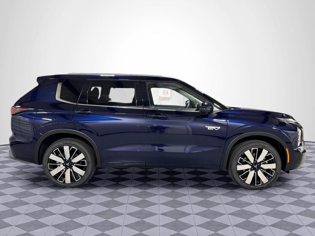 2026 Mitsubishi Outlander PHEV SEL
